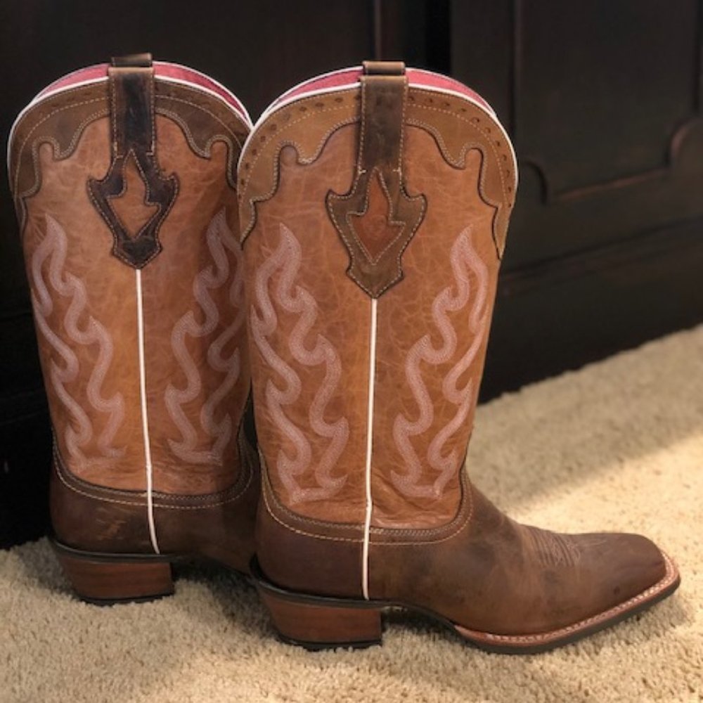 Ariat Crossfire Caliente Western Boots